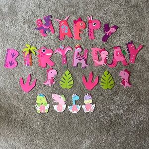 Dinosaur birthday decorations